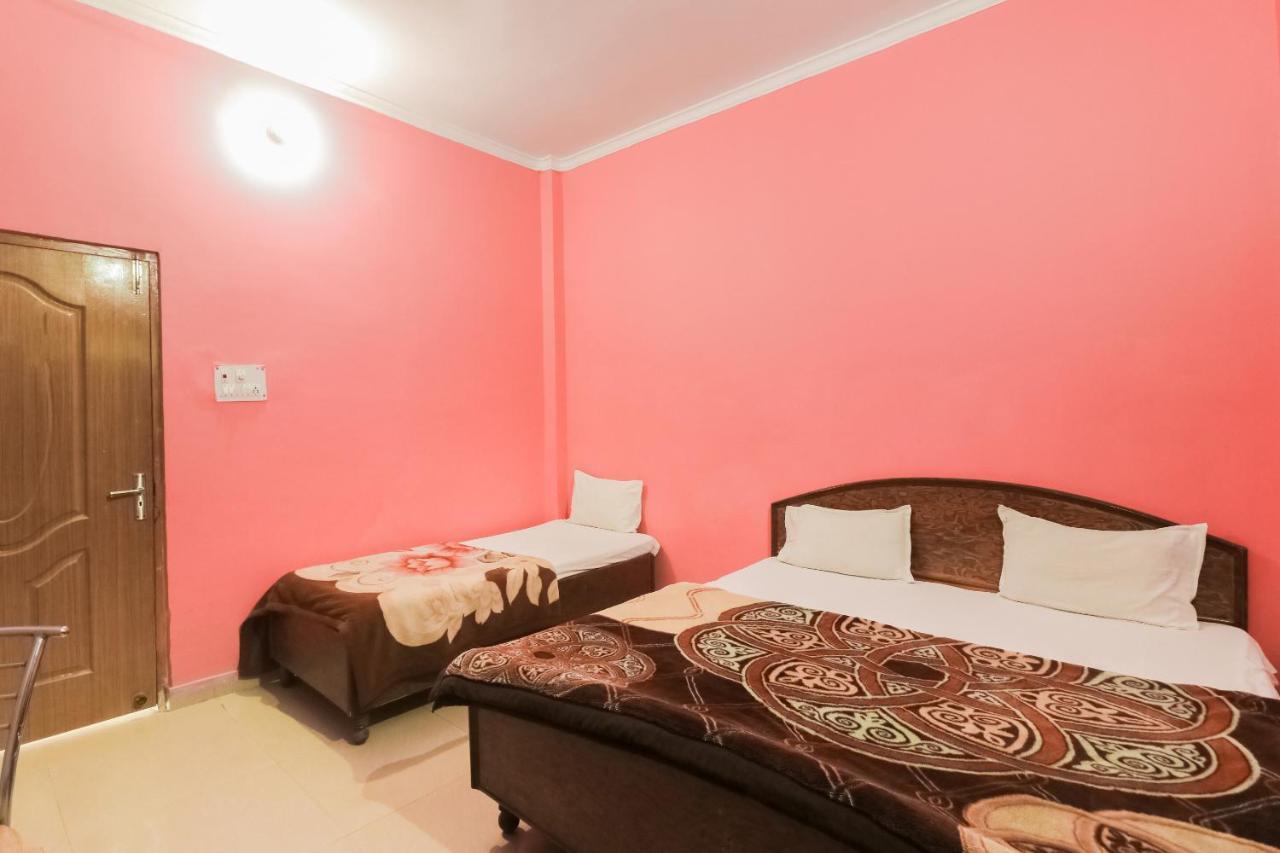 Roorkee Spot On 61434 Sabri Barkat Hotel מראה חיצוני תמונה